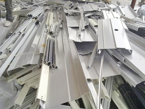东莞废铝回收厂家解析废易拉罐回收有什么用途？